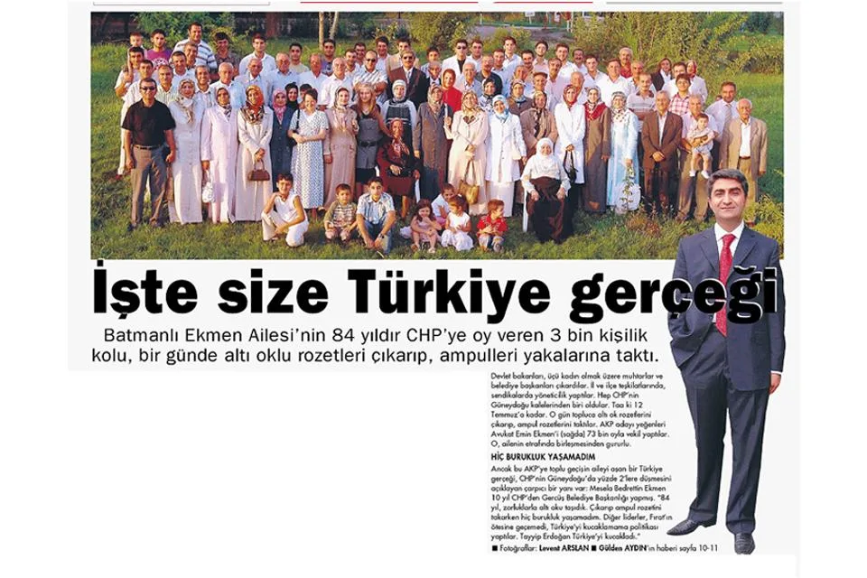 Batmanlı Ekmen Ailesi, bir günde altı oklu rozetleri çıkarıp, ampulleri yakalarına taktı. — gazete kupürü