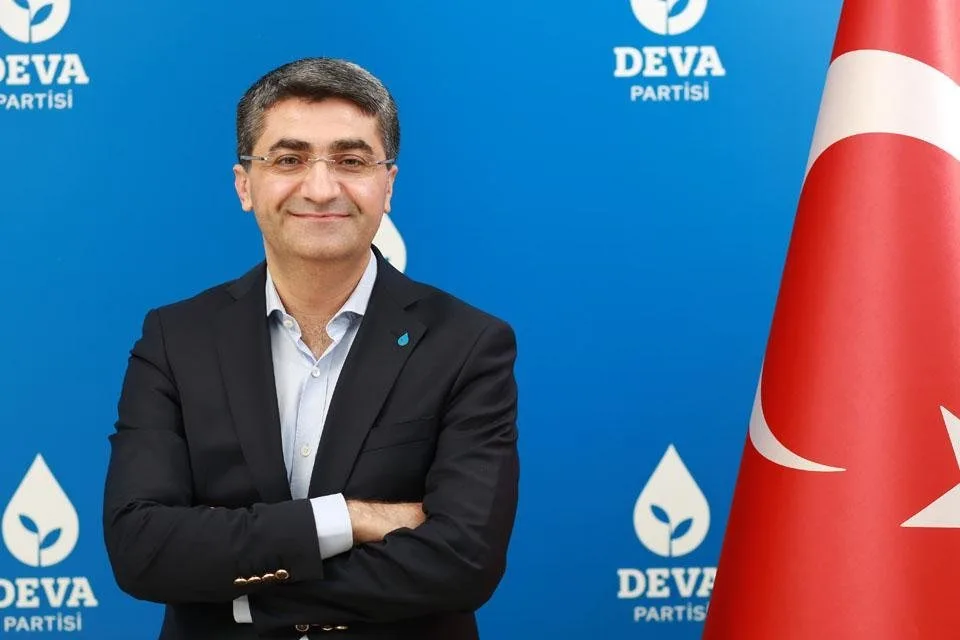 DEVA Partisi lideri Ali Babacan Mersin’de