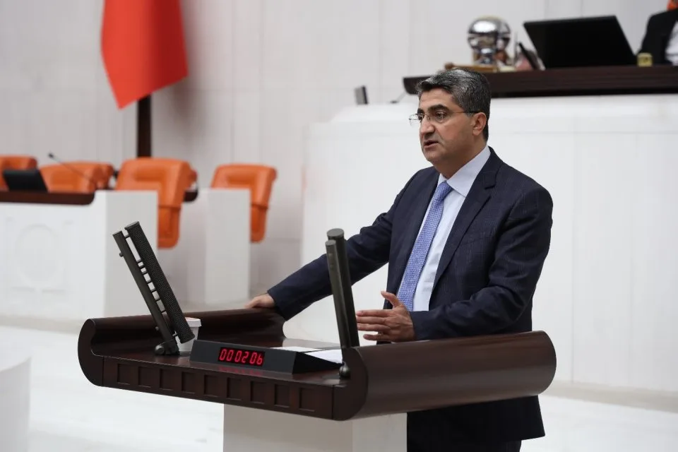 EKMEN: Tahir Elçi el birliğiyle katledildi