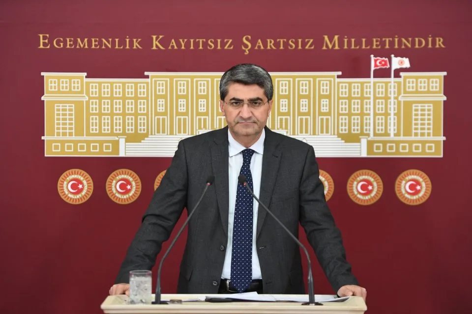 Ekmen: “TPAO’nun Filyos Limanı’na bağlı çalışan işçileri görevlerine iade edin.”