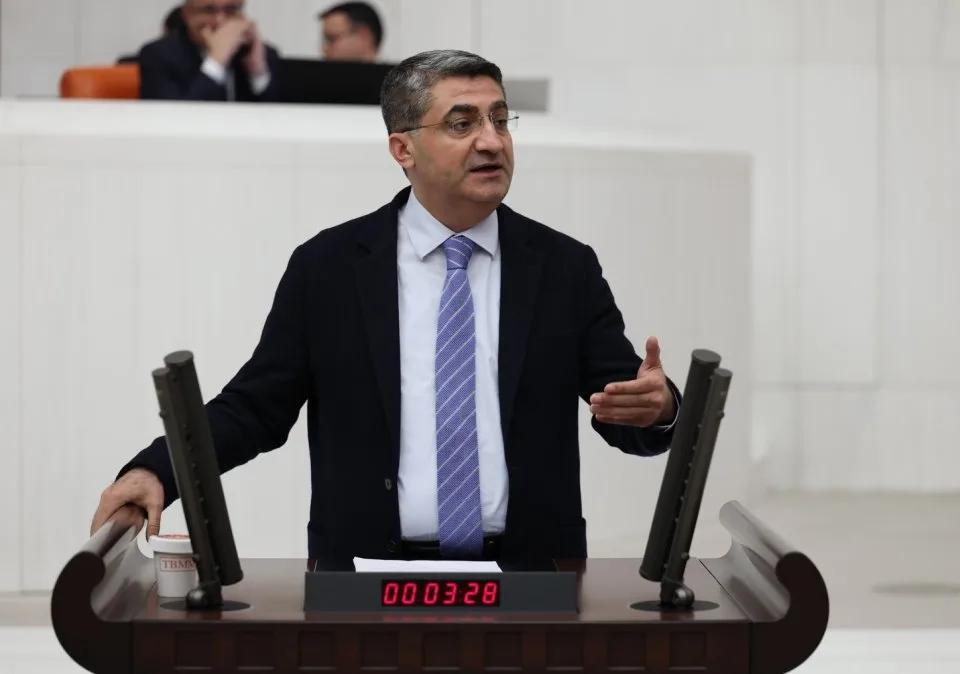 EKMEN: Bu bir afettir, çiftçinin zararı vakit kaybetmeden karşılanmalı