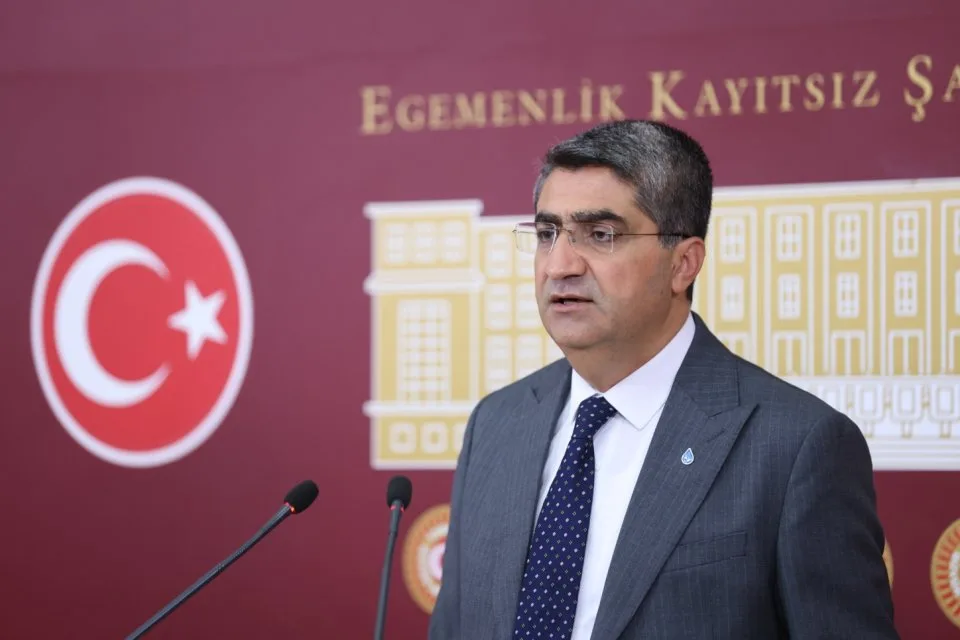 DEVA Partili Ekmen: “Adli Tıp’tan insaf, Denetimli Serbestlik ve Cezaevi İnfaz Yerleri Konusunda Çözüm Bekliyoruz”
