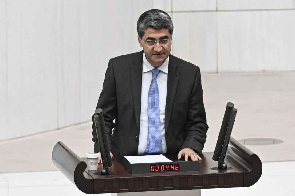 DEVA Partili Ekmen’den iktidara: “Emeklinin feryadını duyun”