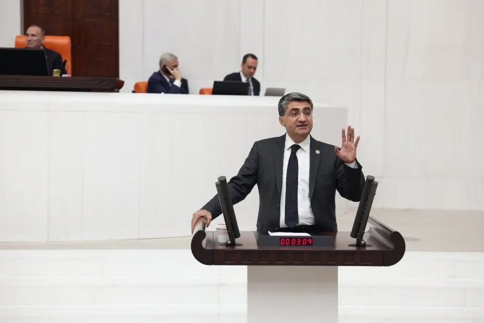 Ekmen’den 8 Mart açıklaması