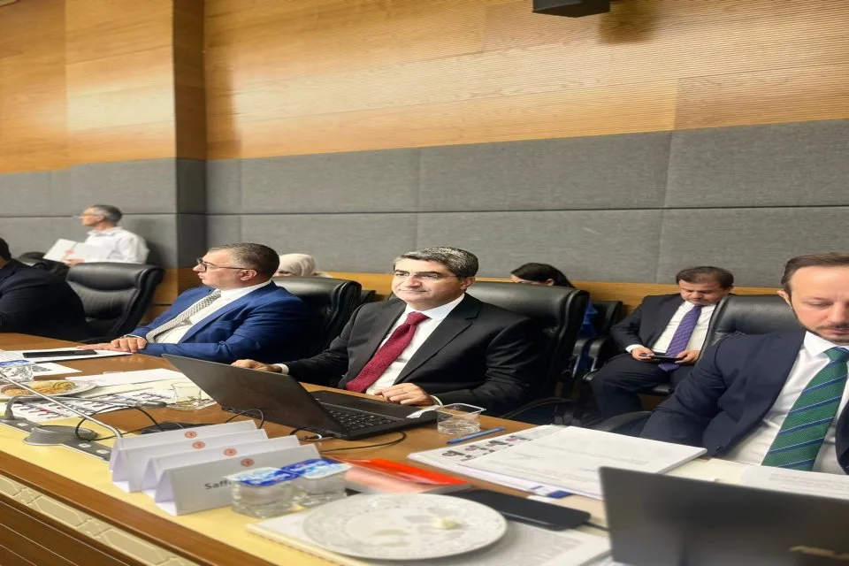 DEVA Partili Ekmen: “Anayasa Mahkemesi'nin itibarını korumak hepimizin hukukunu korumaktır. ”