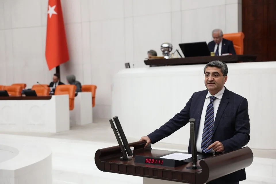 EKMEN: Mersin DSİ projeleri acilen tamamlanmalı