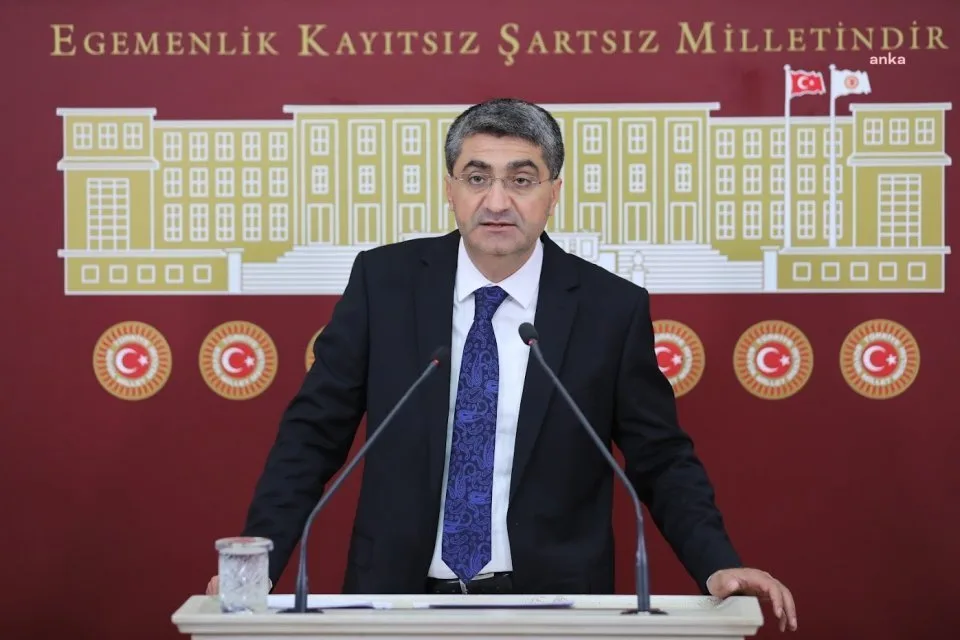 DEVA PARTİLİ EKMEN: “BATMAN-SİİRT KARAYOLU TAMAMLANMALI VE KAZALAR ÖNLENMELİDİR”