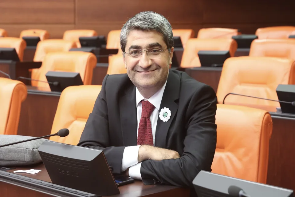 Ekmen : “Mersin İçin Toplanalım”