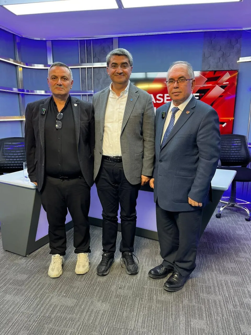 İzmir’in köklü basın kuruluşu Ege Telgraf’ta canlı yayın konuğu olduk, gündemi değerlendirdik.