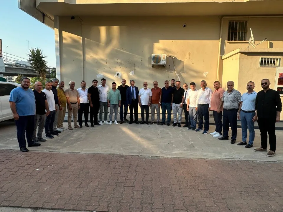Antalya Doğu ve Güneydoğu İş İnsanları Derneğini ziyaret ederek Dernek Başkanı Sayın Dilaver Tanık ve yönetimiyle bir araya geldik.