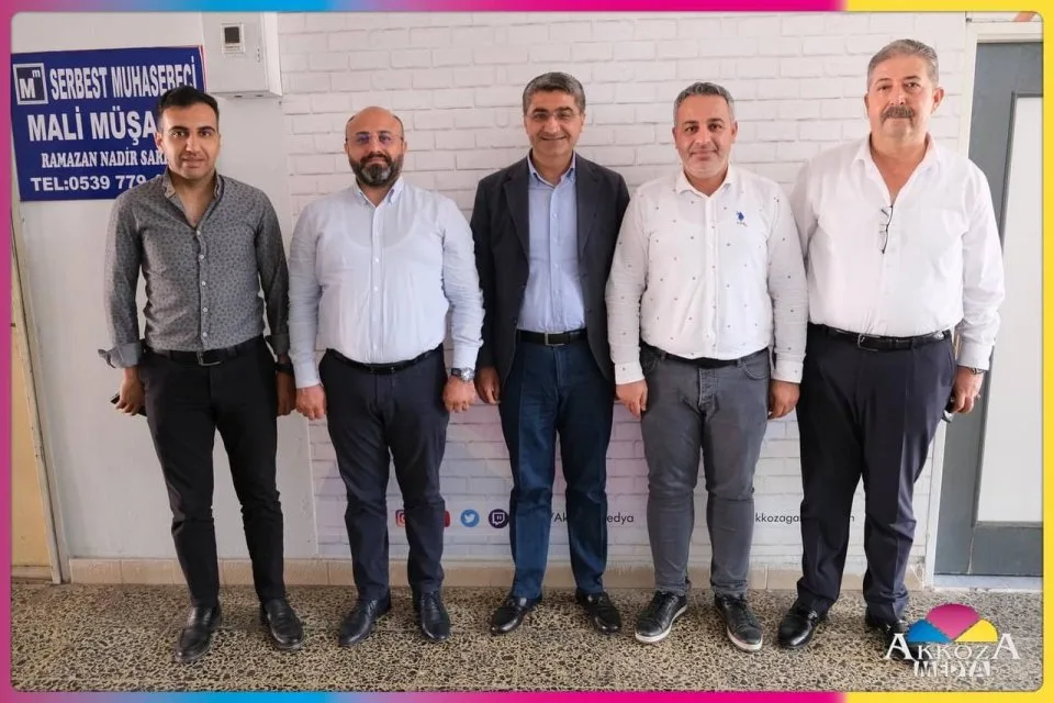 Akkoza medyanın sahibi Hasan Selenoğlu, editör Erdal İnalkaş ve çalışanları ziyaret ettik
