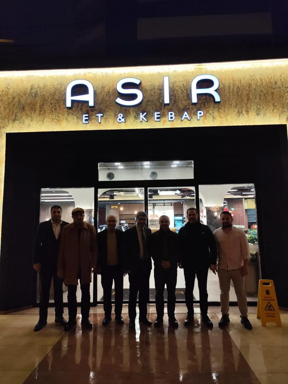 Necmettin Cabadak’a ASIR Et&Kebap'ta işyeri ziyareti