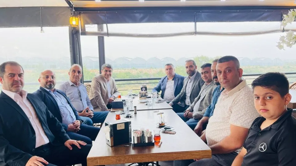 Altın Et ve Restaurant firma sahibi Aziz Erguvan  ve konuklarını ziyaret ettik.