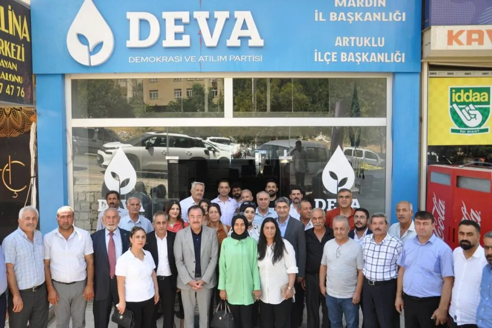 DEVA Partisi Mardin İl Başkanlığımızda teşkilat mensuplarımızla verimli bir toplantı yaptık.