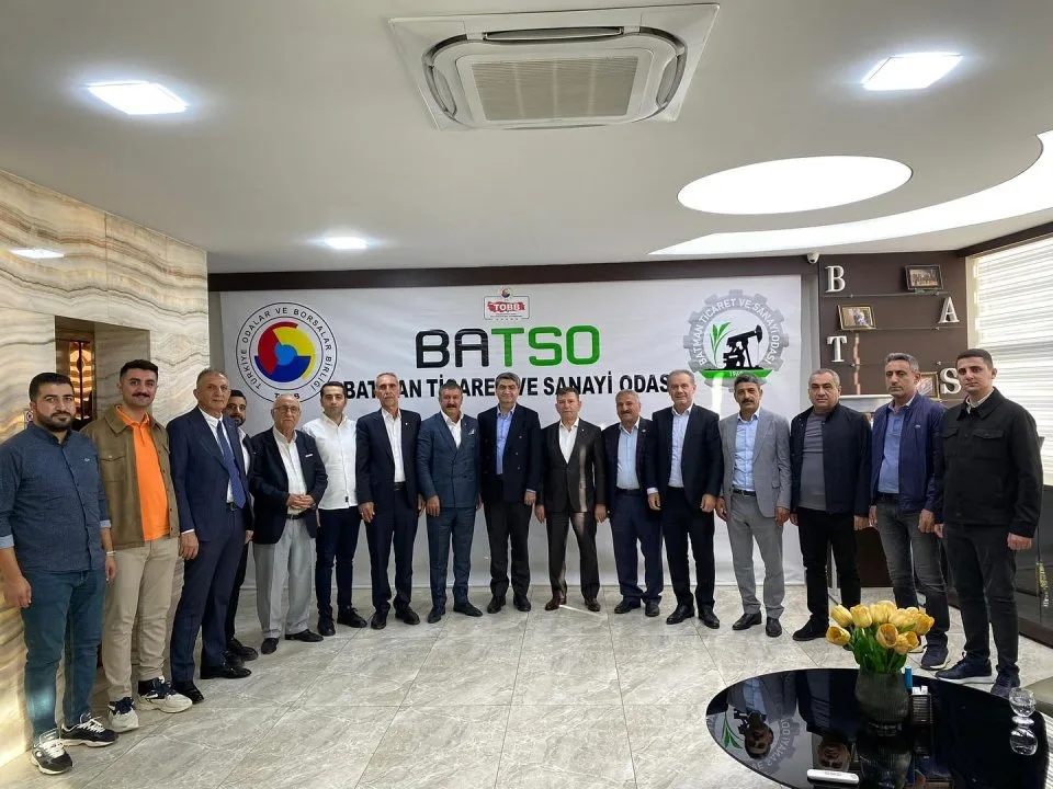 Batman Ticaret ve Sanayi Odası Başkanı Abdulkadir Demir ve yönetim kurulu üyelerine ziyarette bulunduk.