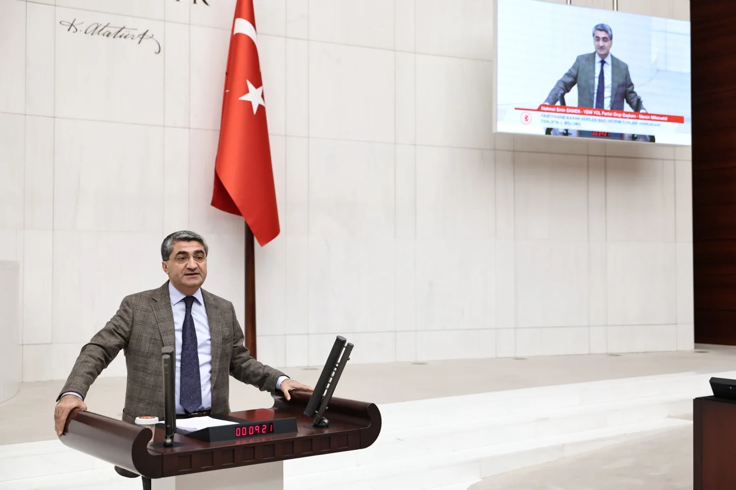 EKMEN: Özgür basın olsa fon dolandırıcılığı bu kadar büyümezdi