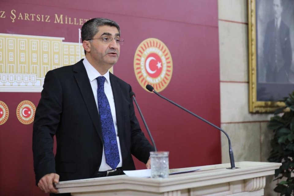 DEVA PARTİLİ EKMEN, AK PARTİLİLERE CÜBBELİ AHMET’İN İDDİALARINI SORDU