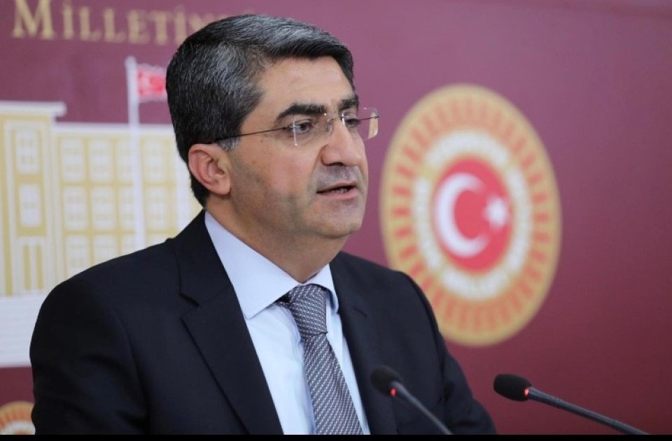 DEVA Partili Ekmen, Bakan Tekin’e sordu: 2023–2025 arasında Bakanlık merkez ve taşra teşkilatında yapılan toplam ek ders ödemesi nedir?