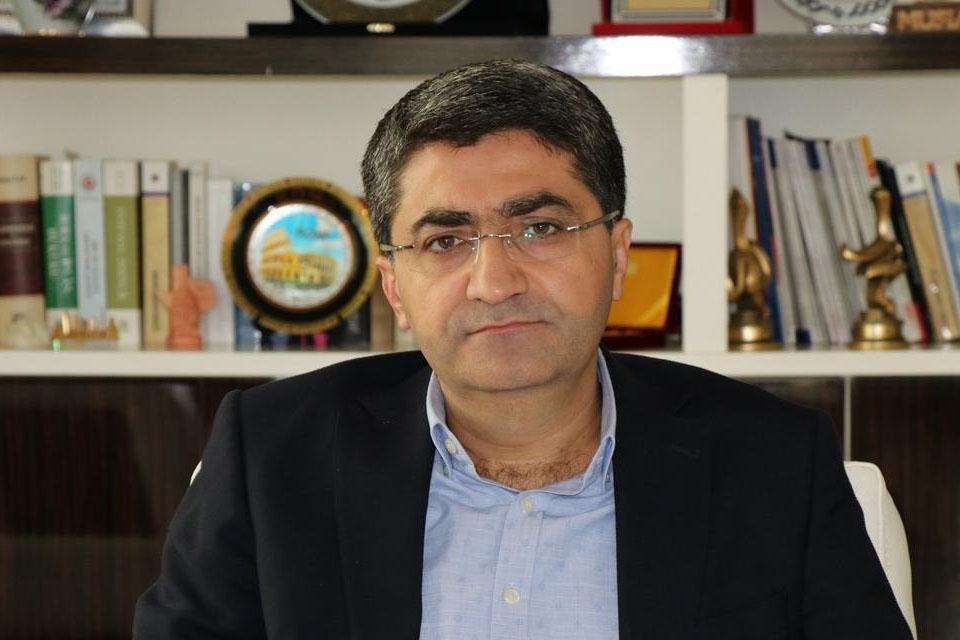 DEVA PARTİLİ EKMEN: “Barış ve hukuk elçisi katledildi”