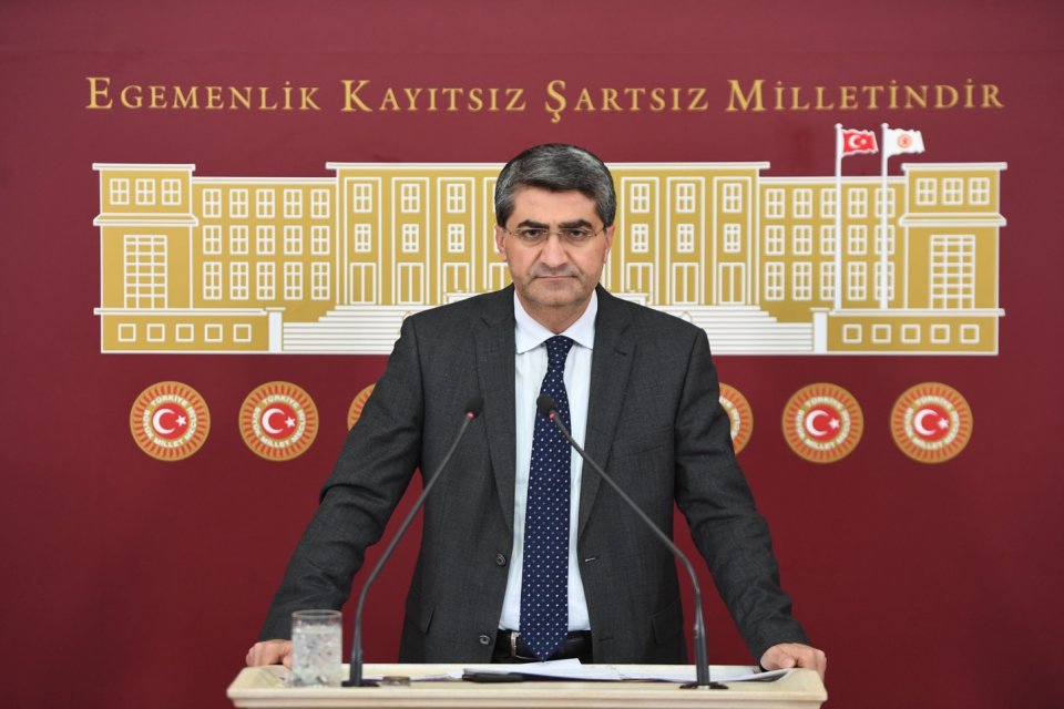 DEVA Partili Ekmen: “Cezaevlerindeki Sağlık Hizmetlerinde ve Adli Tıp Süreçlerinde Acil Düzenlemeler Yapılmalı”