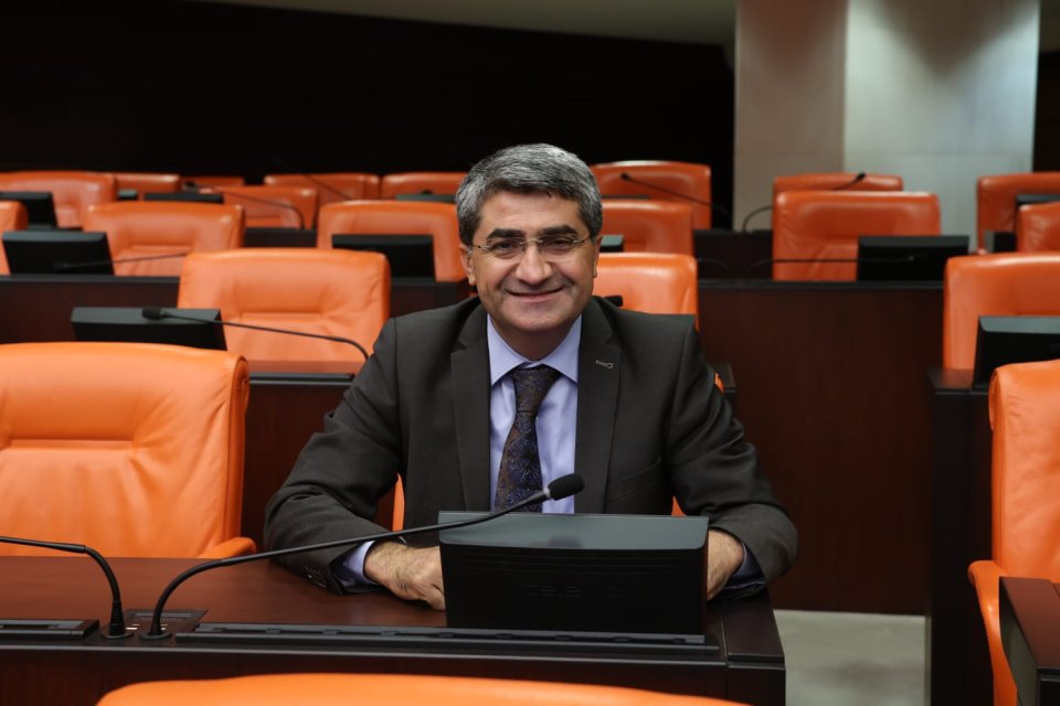 DEVA Partili Ekmen’den iktidara çağrı: Mersin’e bütçeden hak ettiği pay verilsin!