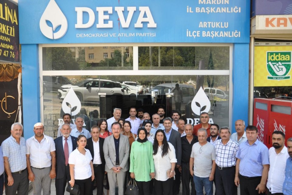 DEVA PARTİLİ EKMEN, MARDİN’DE ESNAF, STK VE OSB ZİYARETLERİNDE BULUNDU