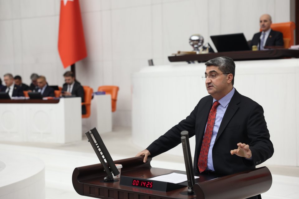 DEVA Partili Ekmen, Mersin tarımının sorunlarını Meclis gündemine taşıdı