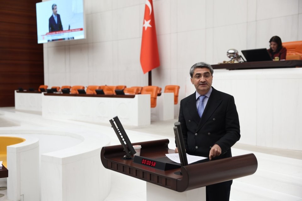 EKMEN: Her asgari ücretlinin devletten alacağı var