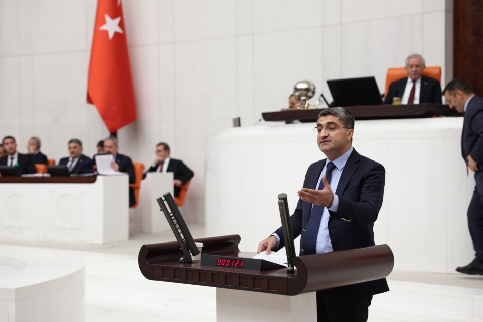 EKMEN : İSRAİL İLE TİCARET FİLİSTİN İSMİ KULLANILARAK YAPILIYOR!