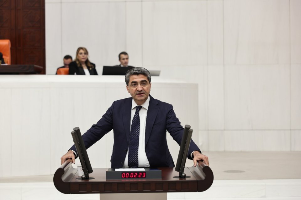 EKMEN: Yeni Adli Yıl temennilerle değil, reformlarla anılmalıdır