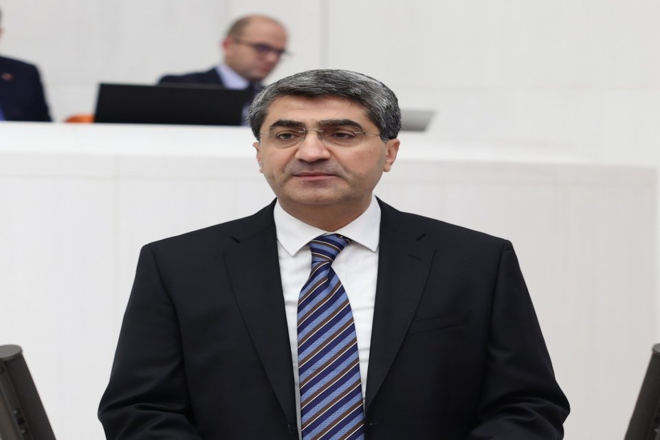 Milletvekili Ekmen’den seçilen Mardin belediye başkanlarına tebrik