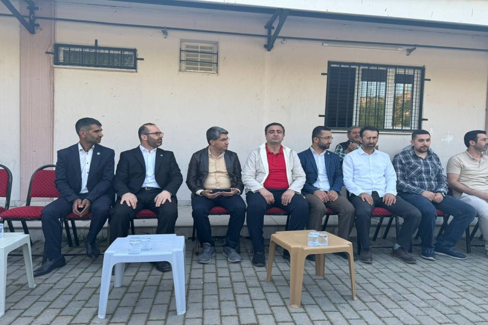 Abdülmecid (Abdi) Balan’ın  vefat eden oğlu Şahin Bala’nın taziye ziyareti