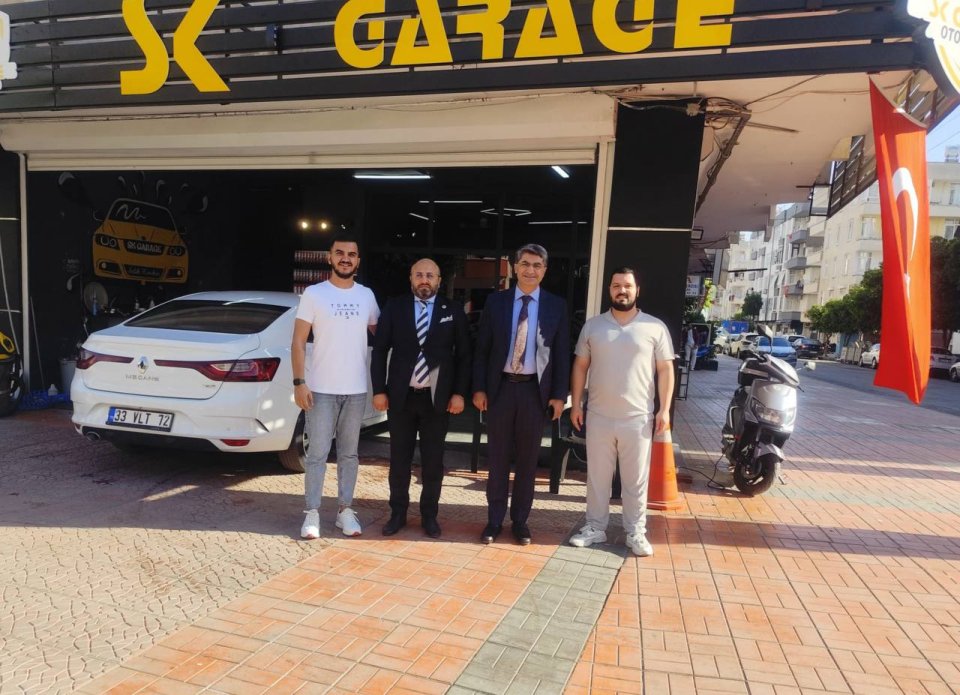 Akay şirketler grubu ve SK Garage sahibi Veysel Akay’ı işyerinde ziyaret ettik.