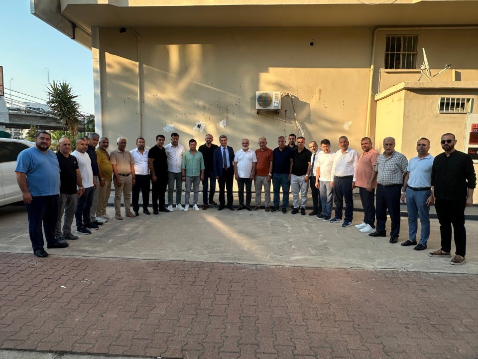 Antalya Doğu ve Güneydoğu İş İnsanları Derneğini ziyaret ederek Dernek Başkanı Sayın Dilaver Tanık ve yönetimiyle bir araya geldik.