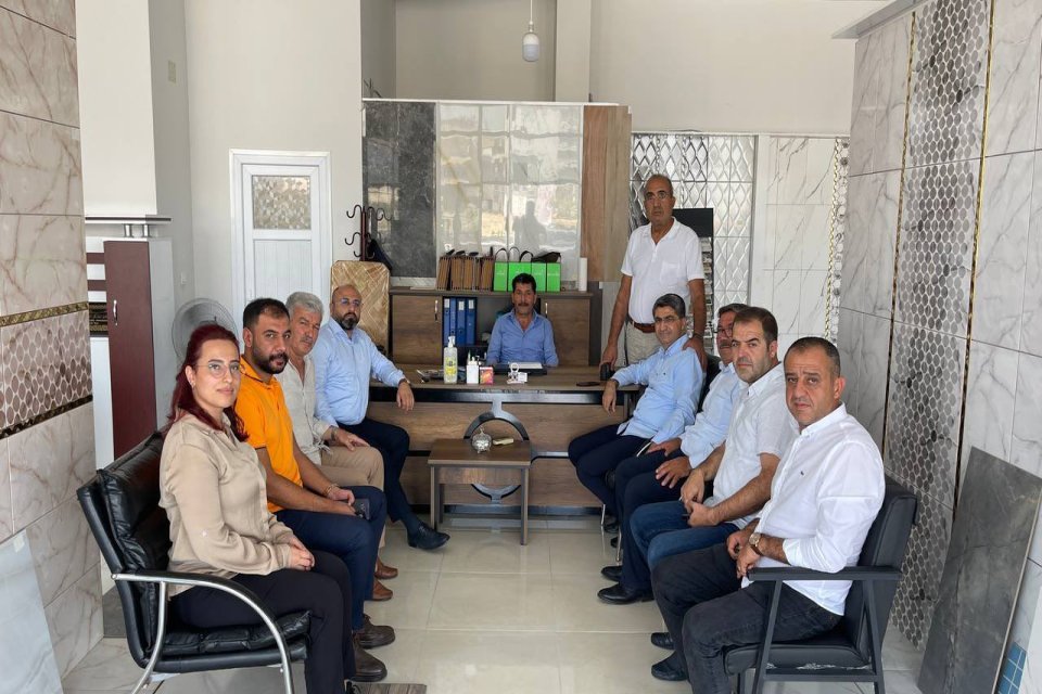 Asmin Yapı Seramik Abdurrahman Erdem’i işyerinde ziyaret ettik.