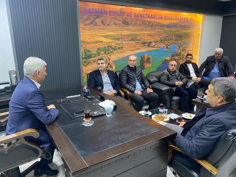 Batman Esnaf ve Sanatkârlar Odası Başkanlığı’na seçilen Sn. M. Salih Kaplan ve kıymetli yönetimine hayırlı olsun ziyareti