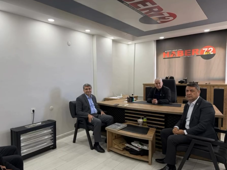 batman72.com sahibi Sayın Mehmet Emin Bulut’un kıymetli babasının vefatı dolayısıyla taziye ziyaretinde bulunduk.