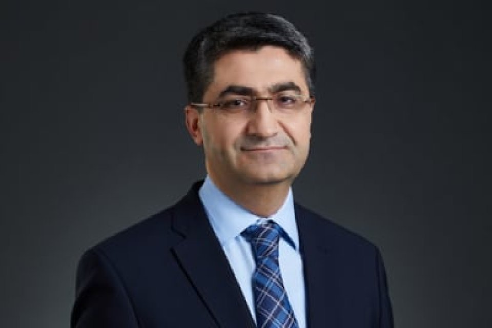  Deva Partisi Batman İl Başkanı Şehmus Yılmaz,Merkez İlçe Başkanı Kadafi Baktaş ve parti heyeti ile beraber Batman’da Esnaf ziyaretinde bulunduk. Vatandaşlarla buluşup, dertlerini dinledik.