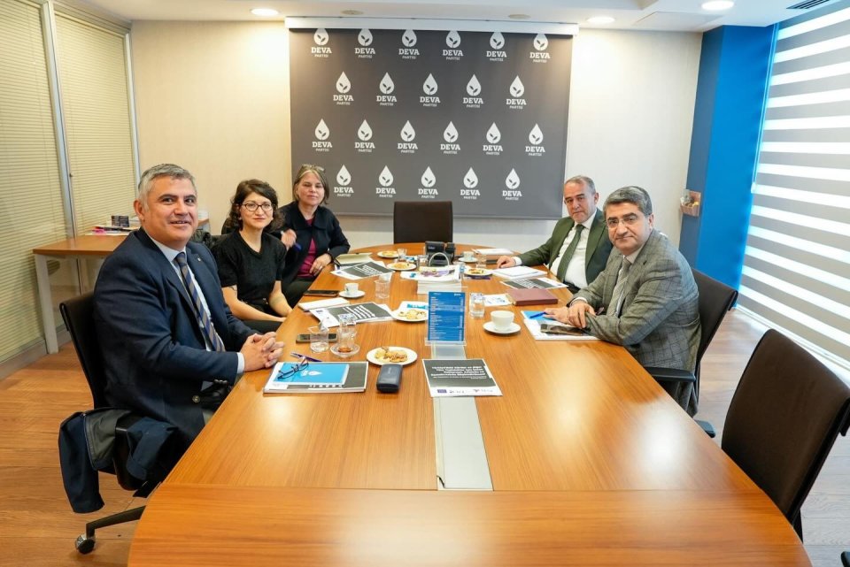 Genel Merkezimizde İnsan Hakları İzleme Örgütü’nden Emma Sinclair-Webb, Av. Deniz Bayram ve Dr. Av. Kerem Altıparmak’ı ağırladık.