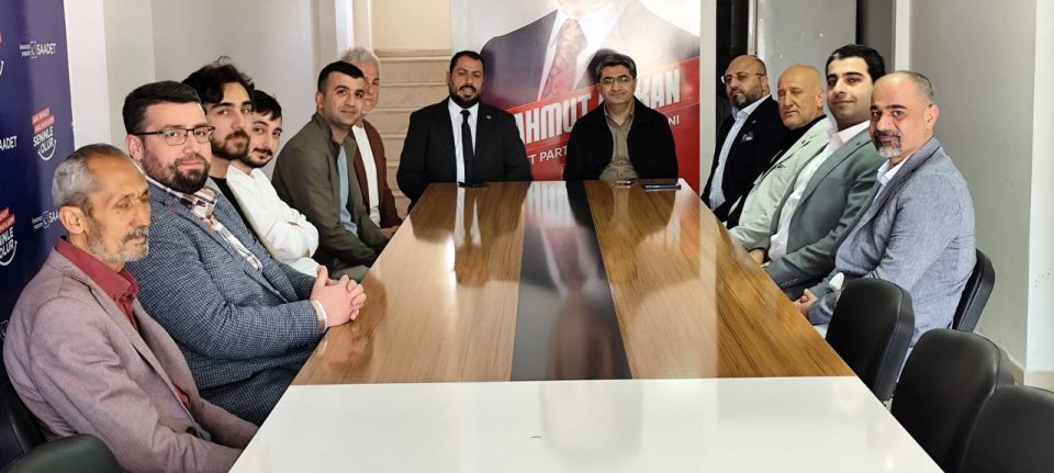 İl kongresini yapan Saadet Partisi Mersin İl Başkanı Bilal Oğuz ve yönetimine hayırlı olsun ziyareti gerçekleştirdik.