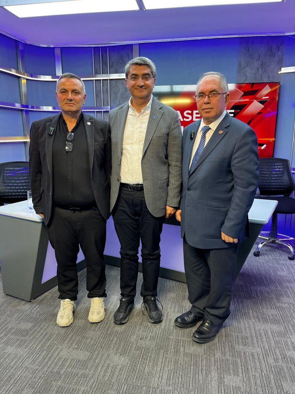  İzmir’in köklü basın kuruluşu Ege Telgraf’ta canlı yayın konuğu olduk, gündemi değerlendirdik. 