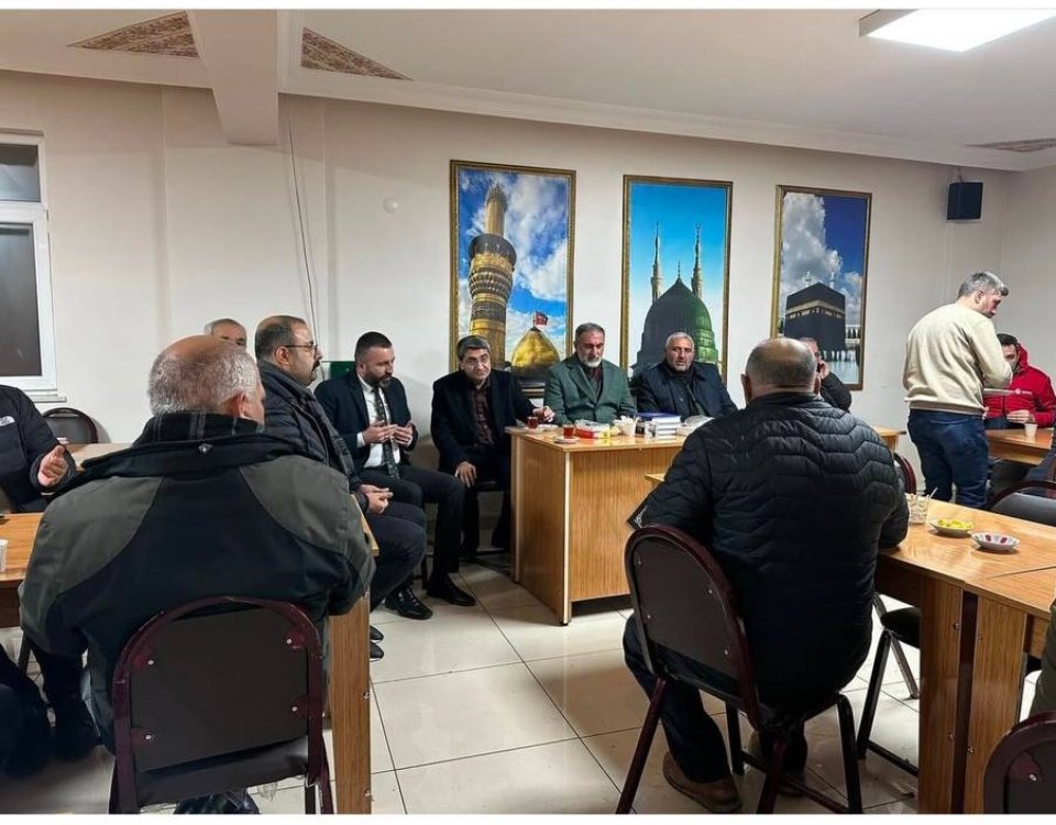 Kars Akyaka İlçe Başkanımız Nusret Erdağı Bey'in yeğeni Semra Erdağı'nın vefatı nedeniyle taziye ziyareti