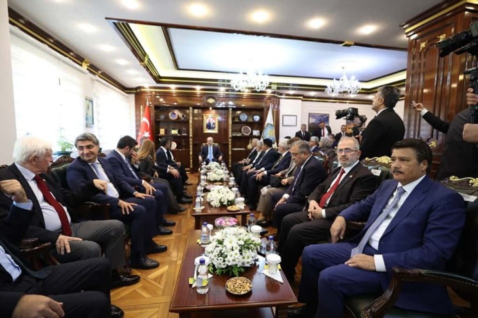 Meclis Başkanımız Sn. NumanKurtulmus’un başkanlığında, Millî Dayanışma, Kardeşlik ve Demokrasi Komisyonu üyeleriyle de birlikte Diyarbakır'ı ziyaret ettik