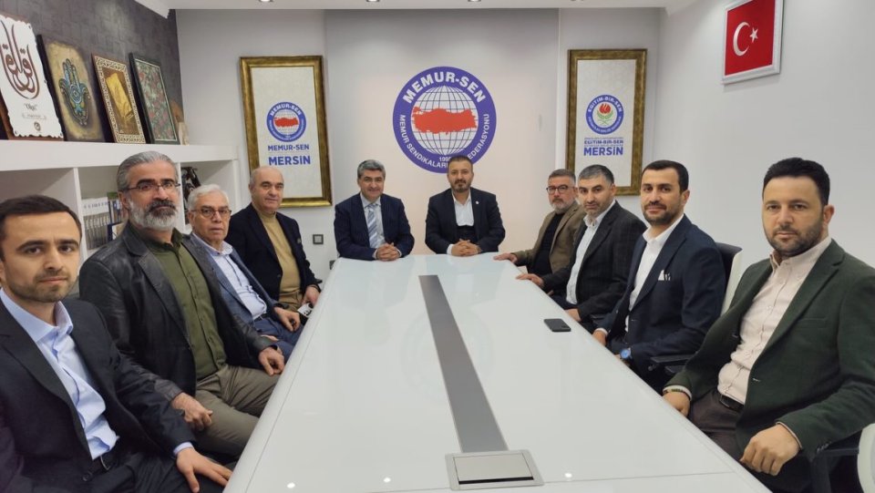 Memur-Sen ve Memur-Sen’e bağlı birimlerin temsilcilerini ziyaret ederek kapsamlı istişarelerde bulunduk.