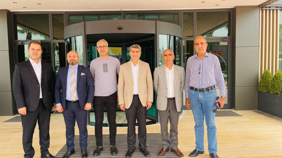 Mersin’de yeni açılan By the Marina Hotel sahibi Nihat Şahin’i ziyaret ettik.