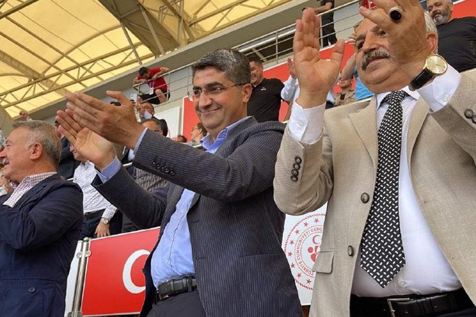 Mersin İdman Yurdu şampiyonluk maçını 5 golle taçlandırdı