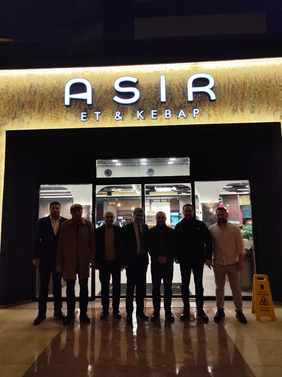 Necmettin Cabadak’a ASIR Et&Kebap'ta işyeri ziyareti