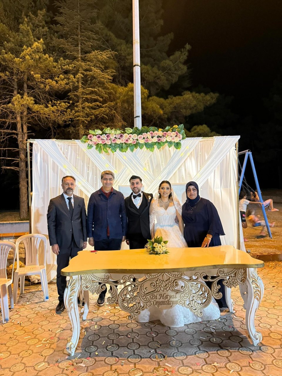 Siirt İl Başkanımız Zakir Çelepkolu’nun evladının düğününe katıldık.