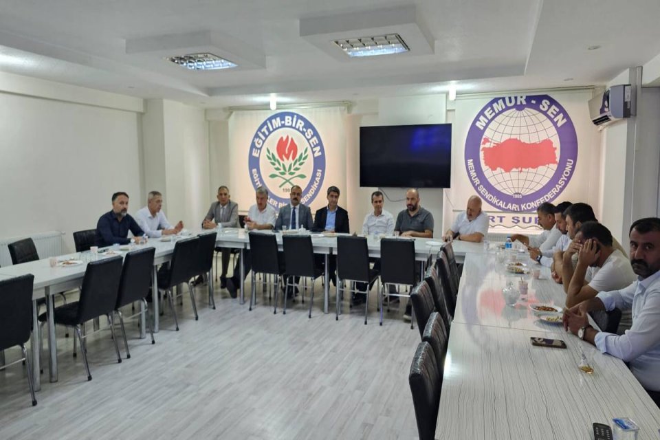 Siirt Memursen İl temsilcisi Murat Şeker’i ziyaret ettik.