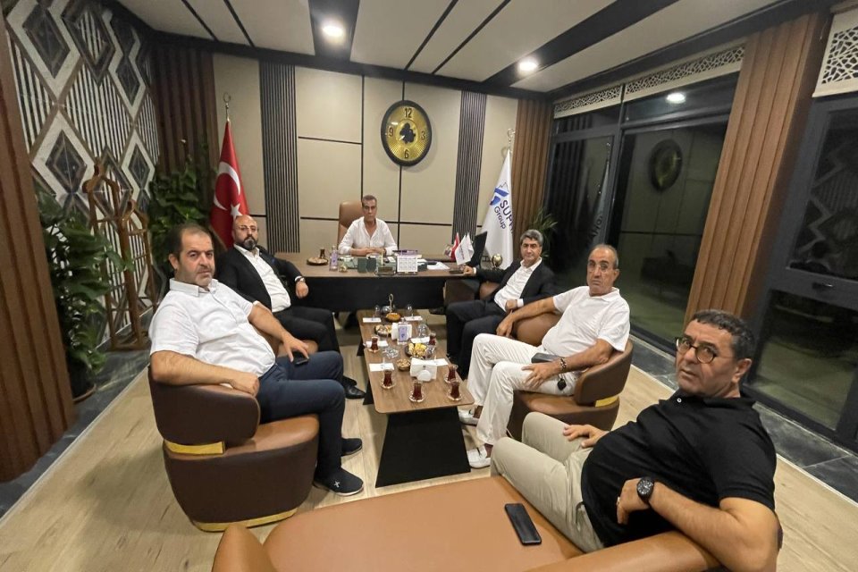 Süphan Grup’un sahibi, iş insanı Çetin Işık ve ortağı Selim Dalmış’ı iş yerinde ziyaret ettik.